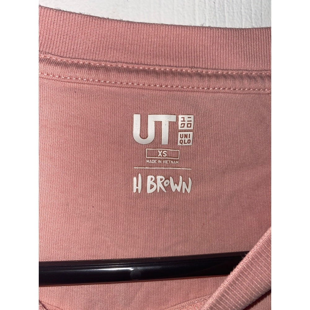 Uniqlo UT Heather Brown Surfer Girl Graphic T-Shirt Pink XS Surf Art Tee - Picture 3 of 5